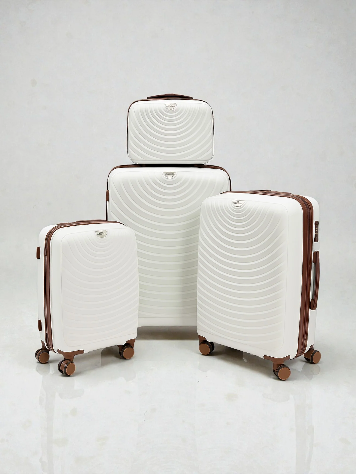 4-Piece Spinner Travel Bag Set with Anti-Theft Double Zippers - Image 4
