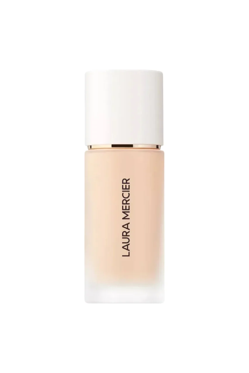 Real Flawless Weightless Perfecting Foundation - Image 23